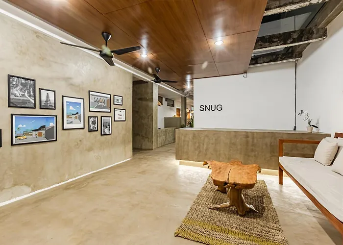 Snug Guest house 3*