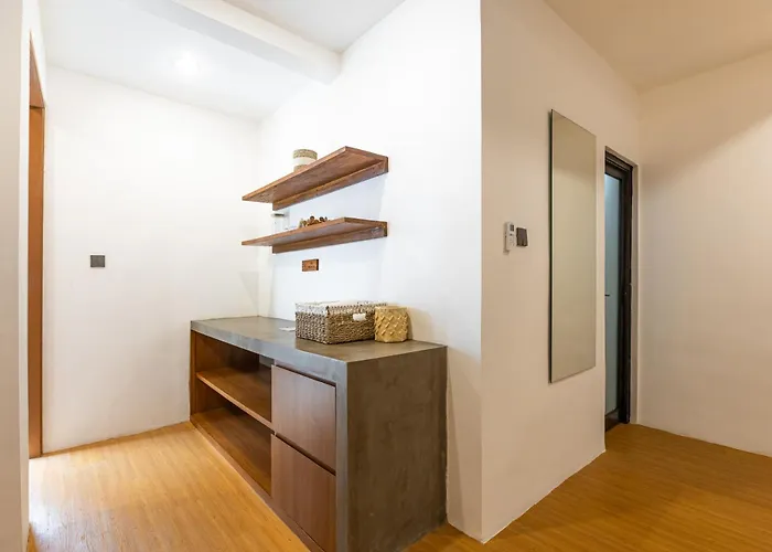 Guest house Snug Kuta (Bali)